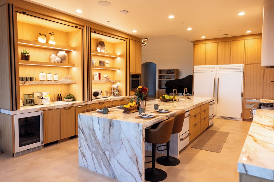 Spacious gourmet kitchen, perfect for culinary enthusiasts.