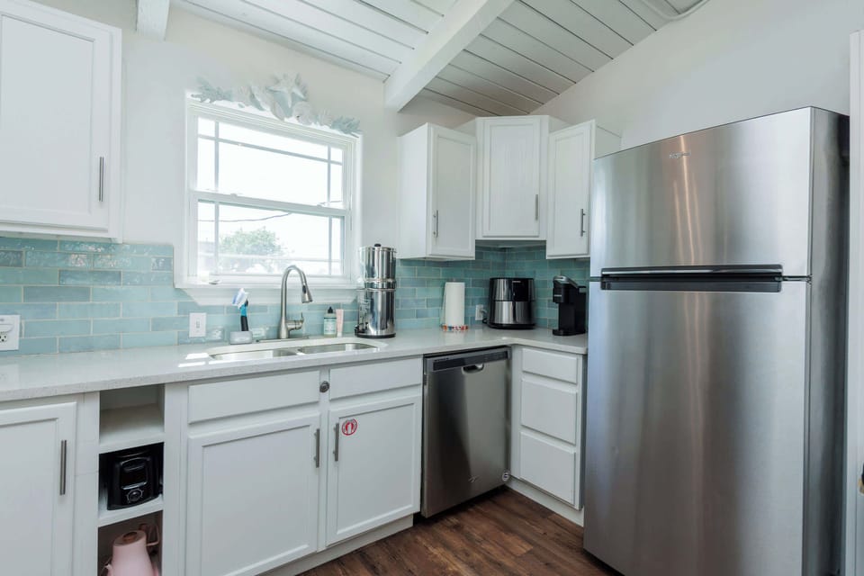 Make mealtime a joy in the well-appointed kitchen
