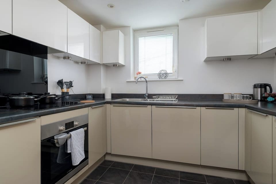 A fully equipped kitchen with everything you need to prepare a home cooked meal