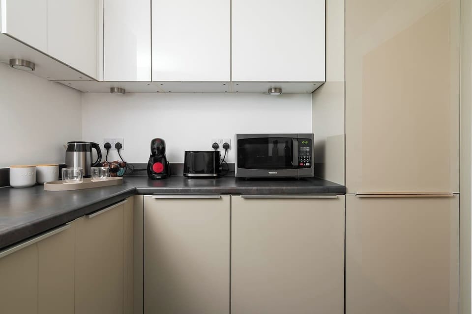 A fully equipped kitchen with everything you need to prepare a home cooked meal