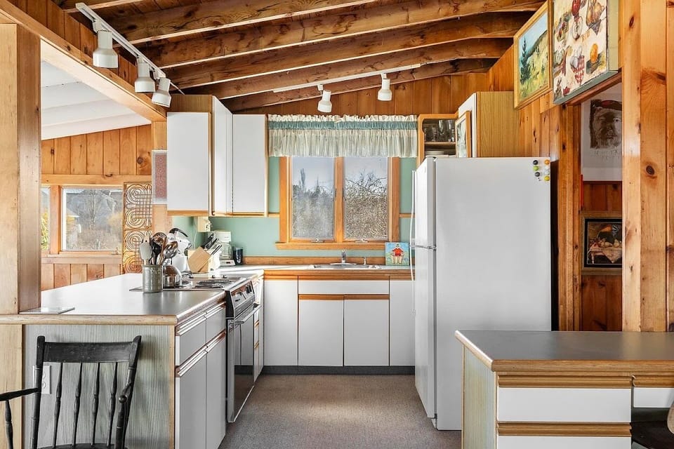 Kitchen area.