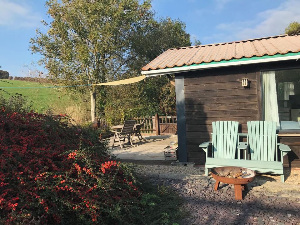 Fire pit and suntrap seating area