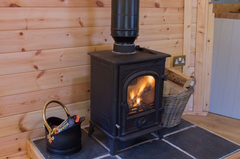 Log burning stove