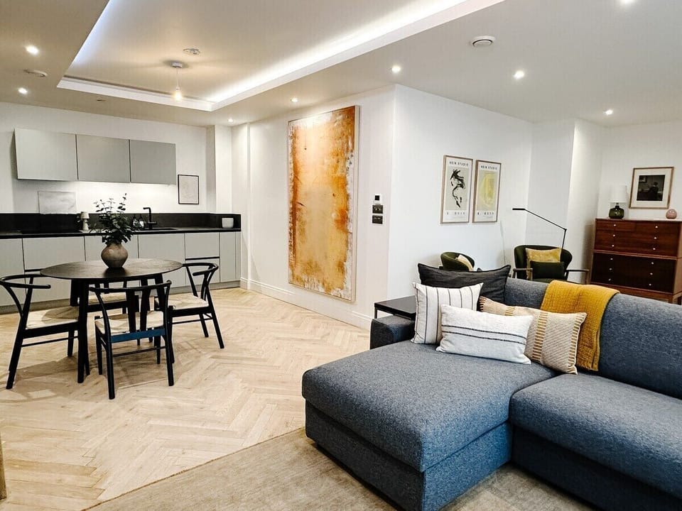 Open Plan Dining & Living Area