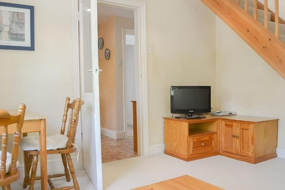 Derwent: Living/Dining Area