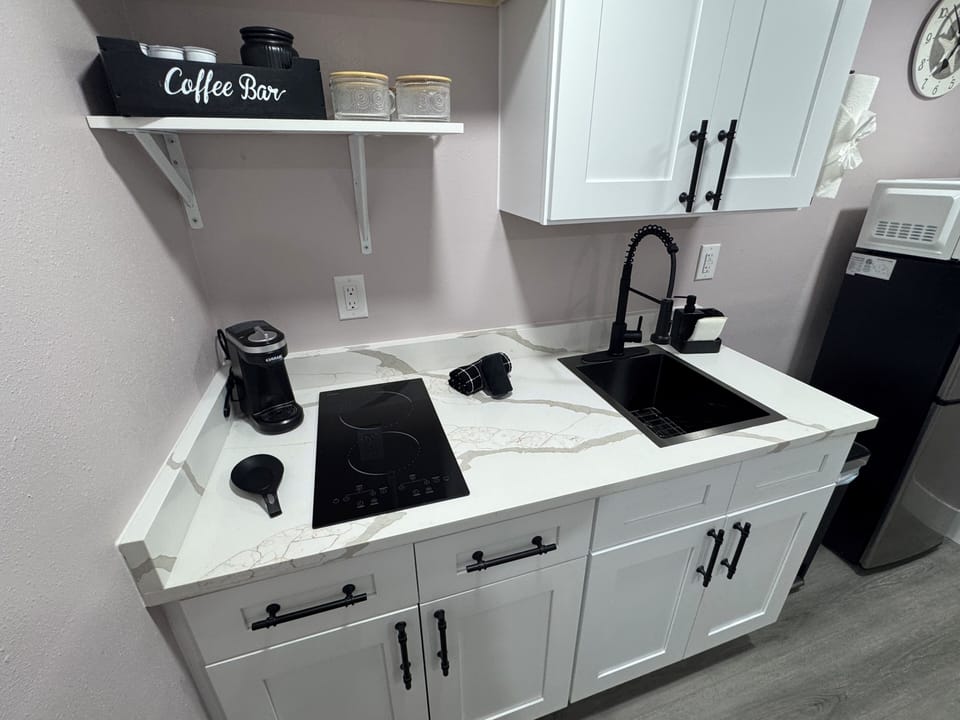 Kitchenette
