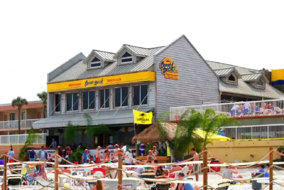 Ocean Deck , food, drinks & ocean views!
