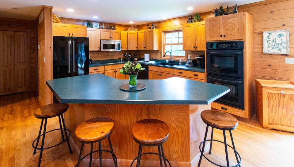 Full Kitchen with High End Appliances