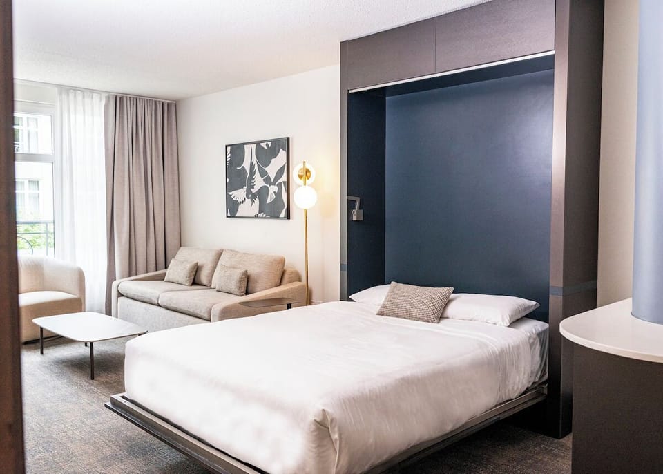 Bedroom with Queen Bed
