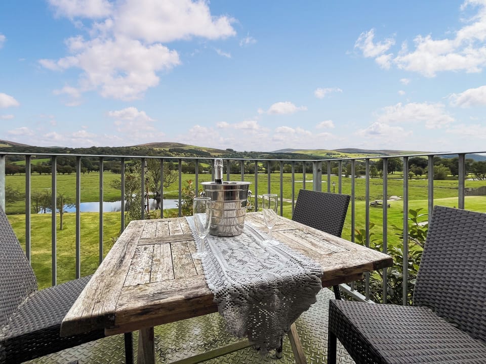 Outdoor eating area | Granary - Plas Isaf, Corwen