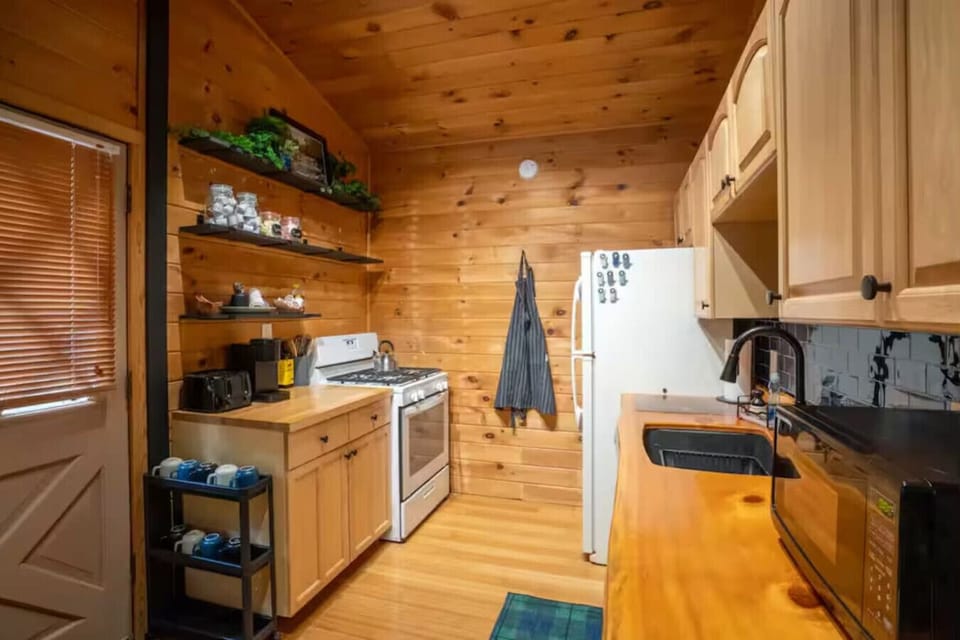 Everything from morning pancakes to evening cocktails covered.