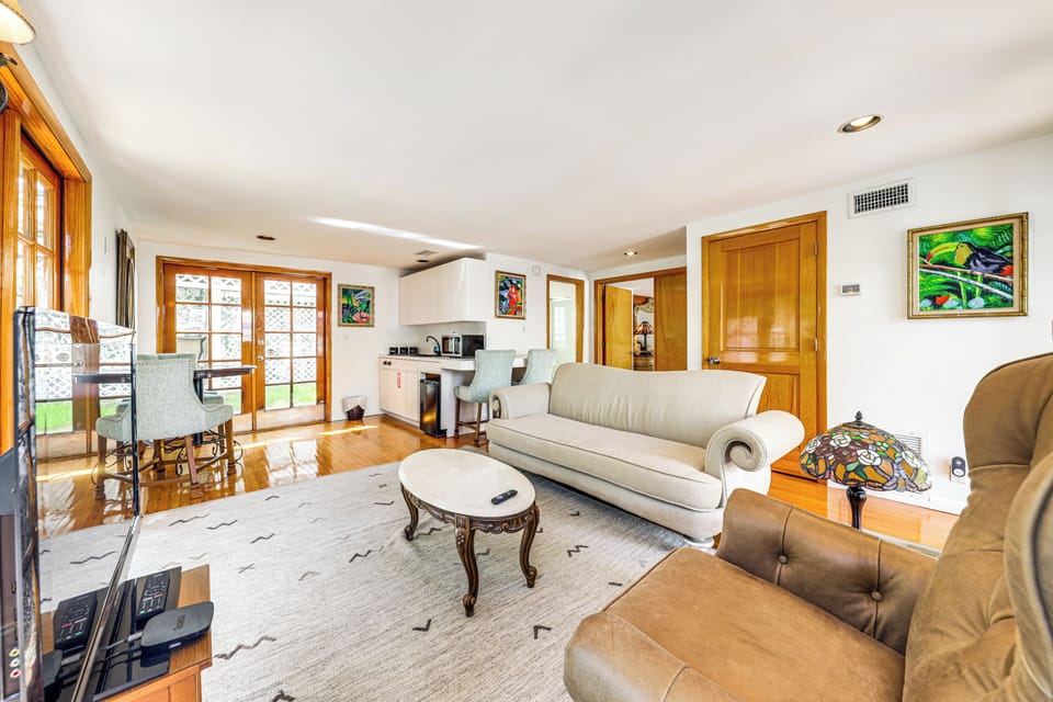 Casita | Smart TV | Single-Story Unit | Step-Free Access