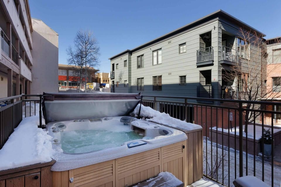 The Concept 600 Complex offers a shared hot tub so you can enjoy a soak after a long day of enjoying adventures in Aspen.