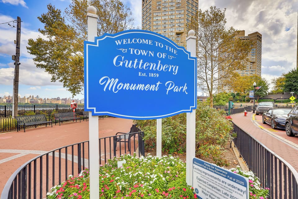 Neighborhood Attractions | Veterans Memorial Park