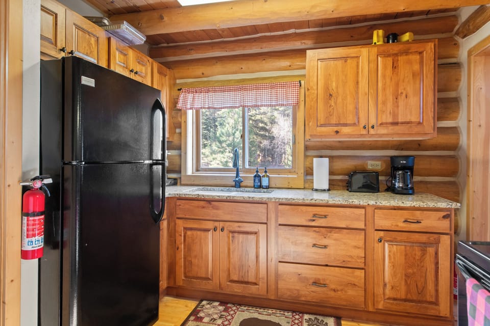 You'll find everything you need to cook your favorite meals in the kitchen!