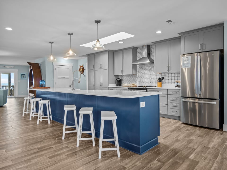 1 Kitchen Island
