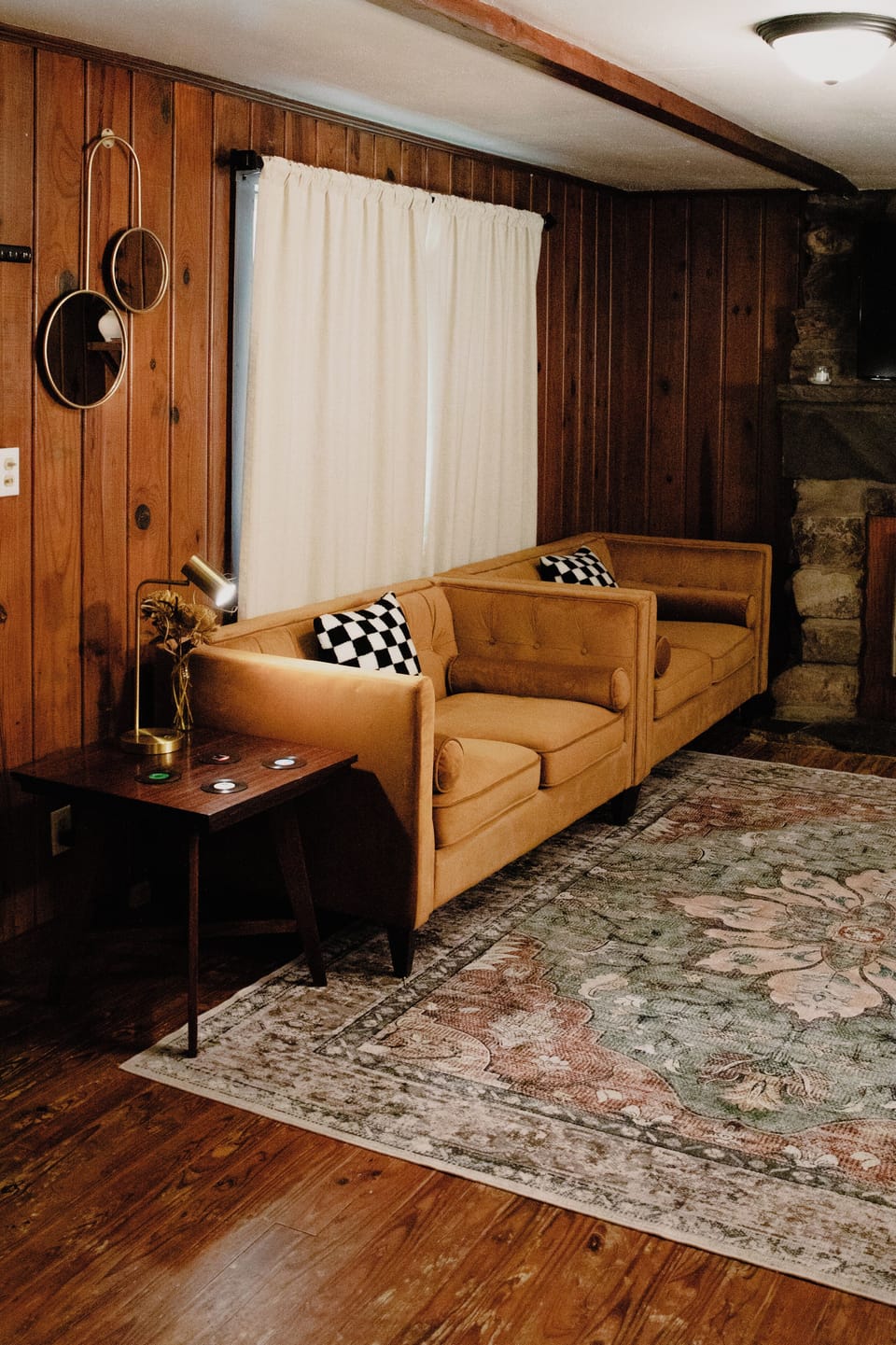 Thoughtful vintage touches, comfy couches!!