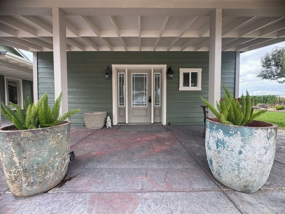 Front porch area.