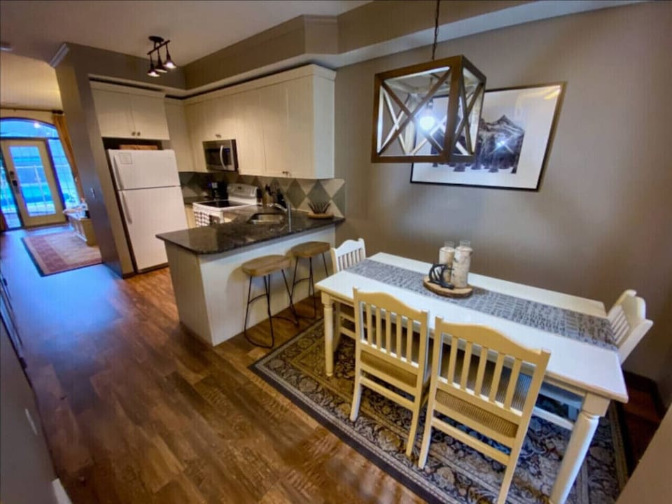 Kitchen and dining area for shared meals and good times
