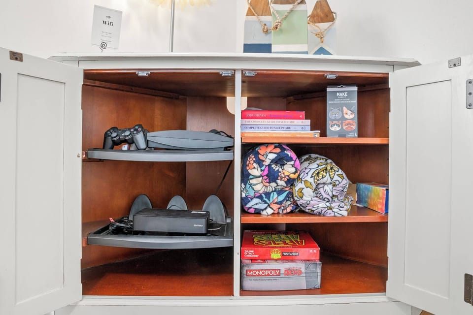 Everything you need for a game night with your family and friends!