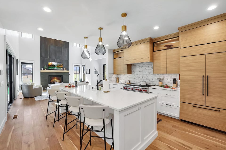 Gather Together at Alpenglow Villa: With room for the whole family, create lasting memories in this spacious retreat. Enjoy family dinners in the chef's kitchen and game nights in the bonus room, all in a setting that feels like home