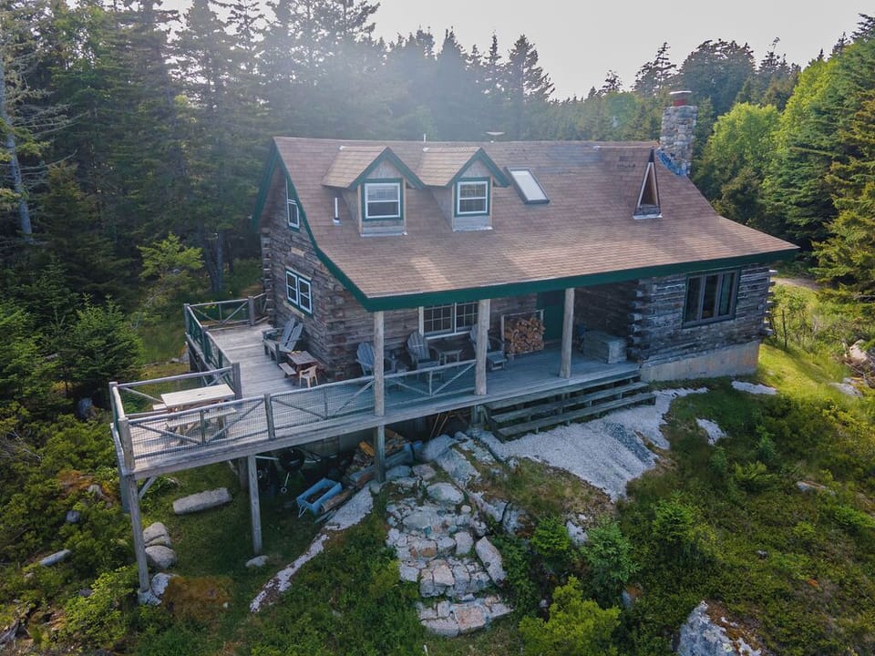 Black Point Hideaway