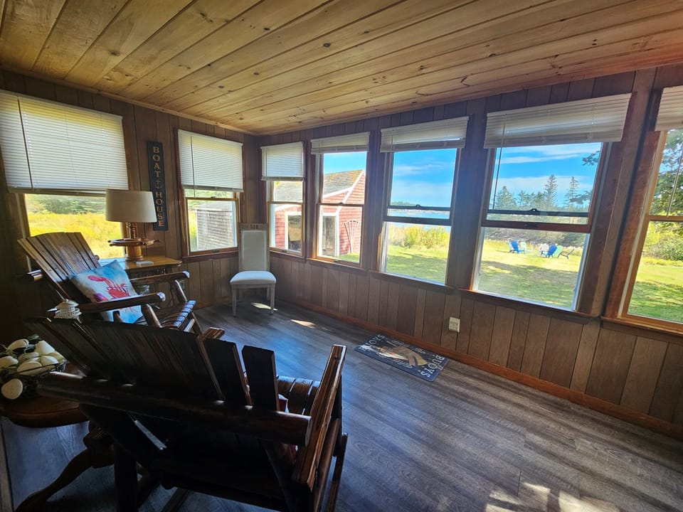 Entrance and Sun Room
