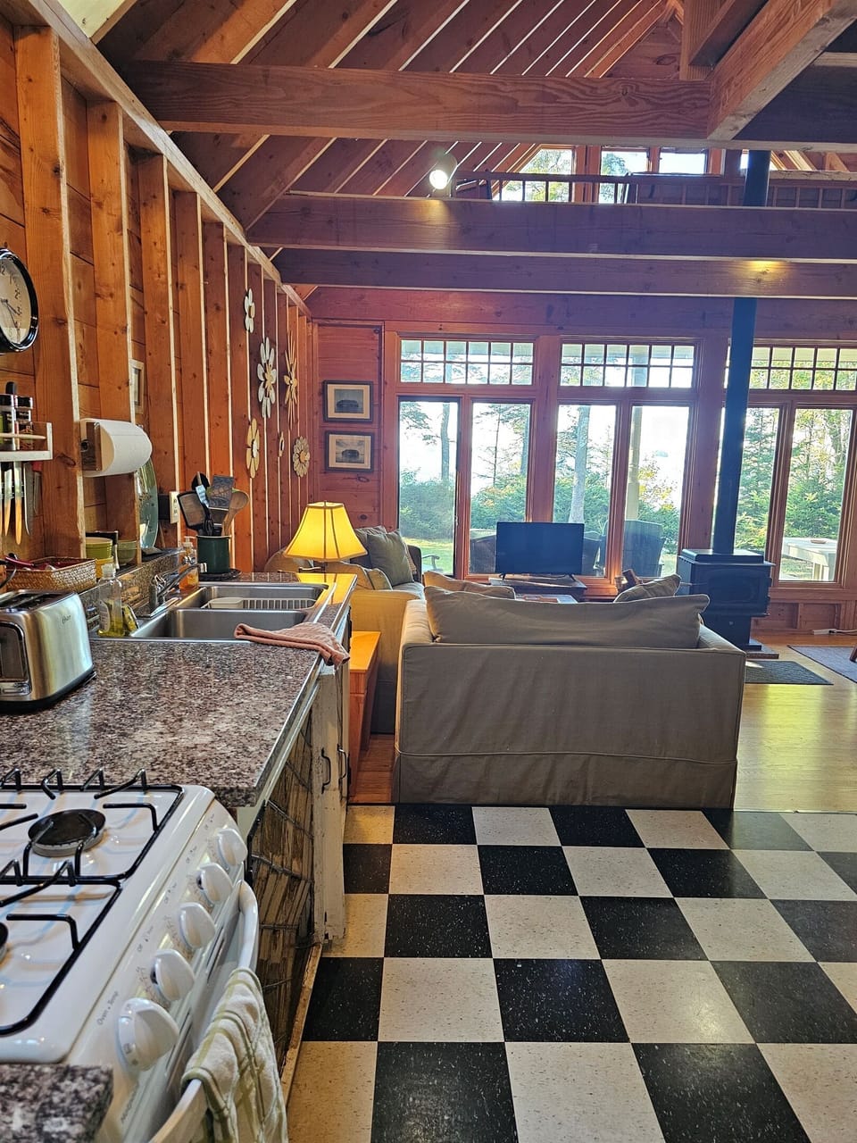 Kitchen looking towards living room 