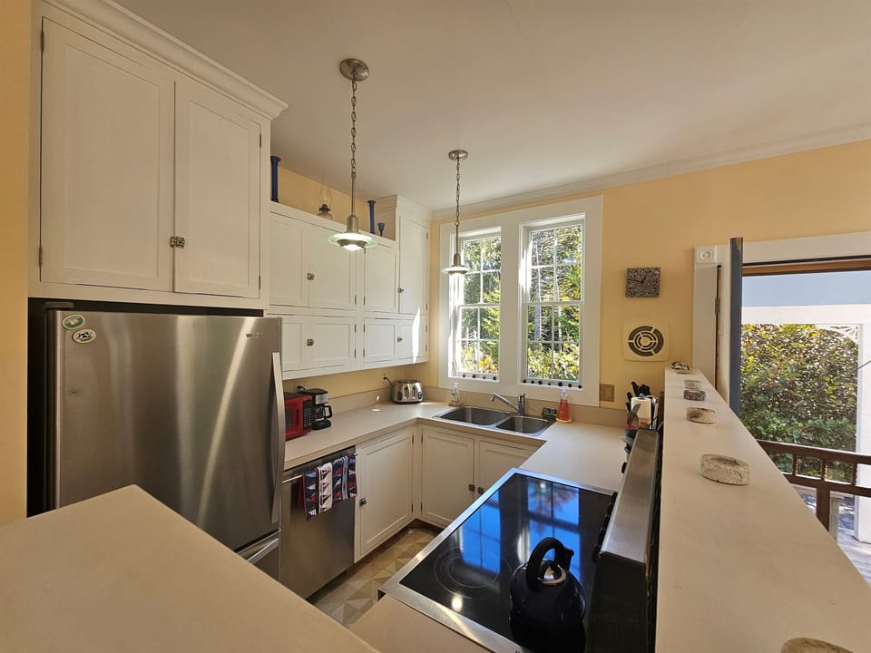 Kitchen and Entry Way