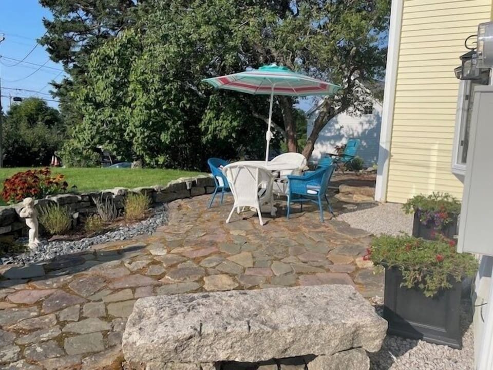Sea Snugs Patio