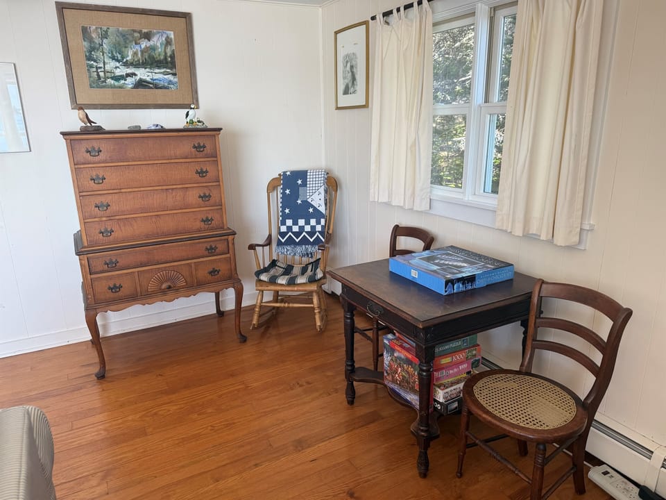 Sitting, Game Area Living Room