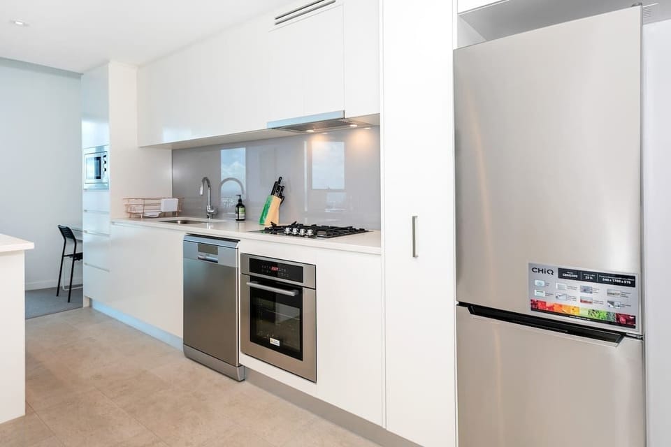 Microwave, Diswasher, Gas Cooktop, Electric Oven and all the equipment needed to enjoy a night in!
