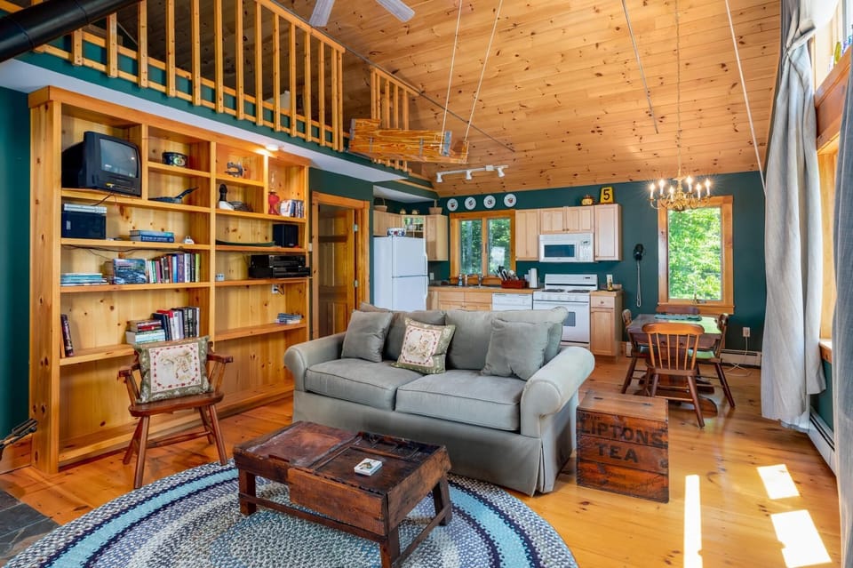 Lakeview Guest Apartment at Ondine Estate (6255)
