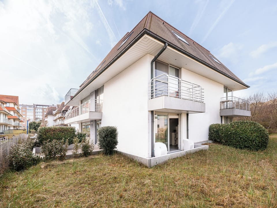 Holiday Home Exterior [summer]