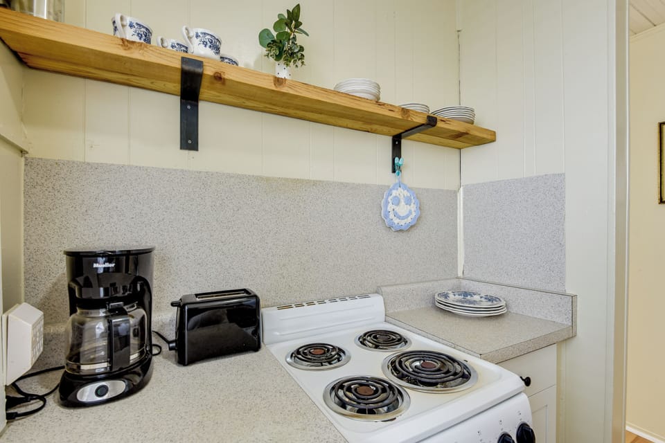 Kitchen | Refrigerator