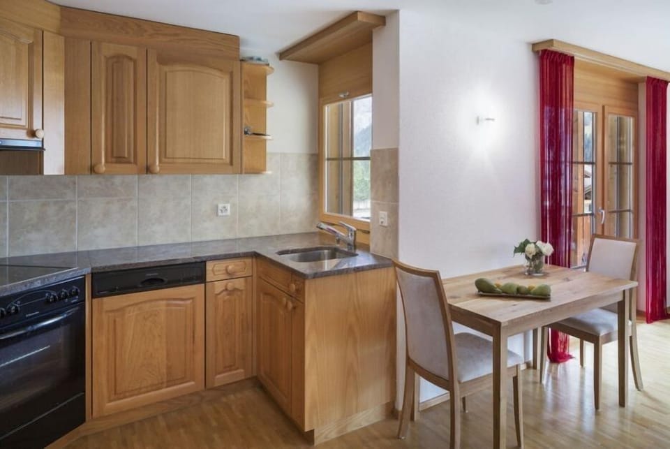 Kitchen with dining table