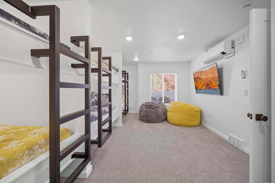 Sleepover heaven! 3 queen bunks, smart TV, and your own full ensuite bath!