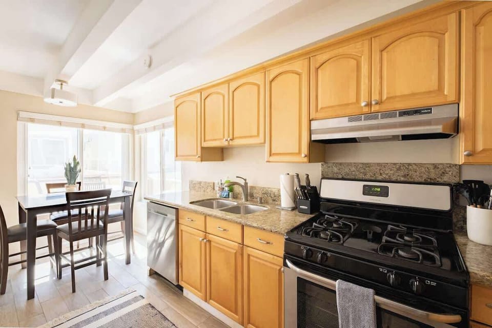 You’ll have access to quality appliances, cookware and utensils