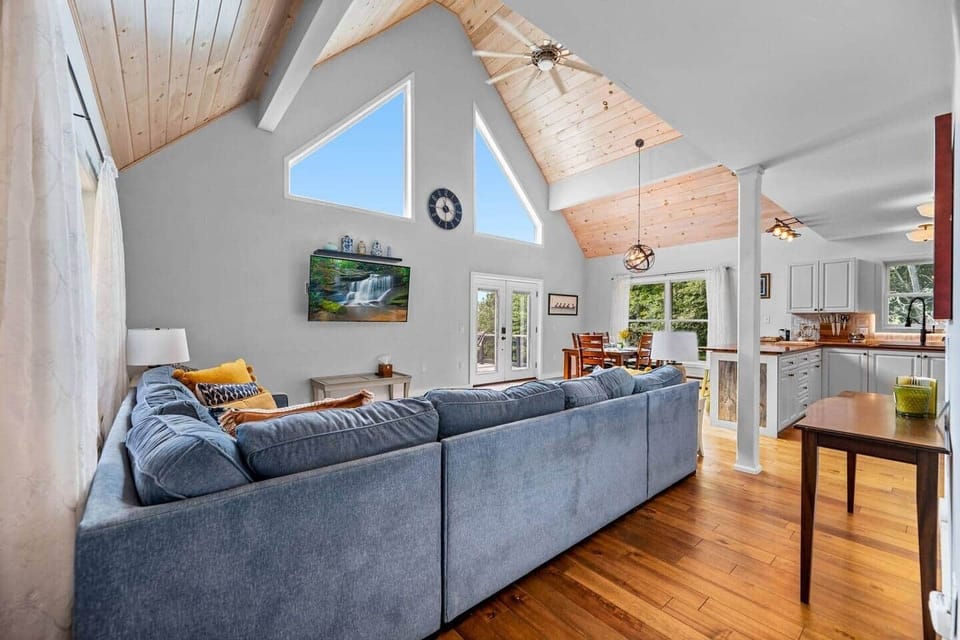 9 Woods Hill Rd-29