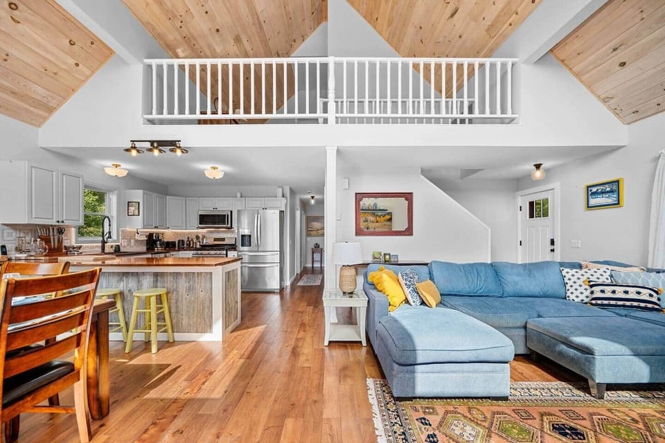 9 Woods Hill Rd-26