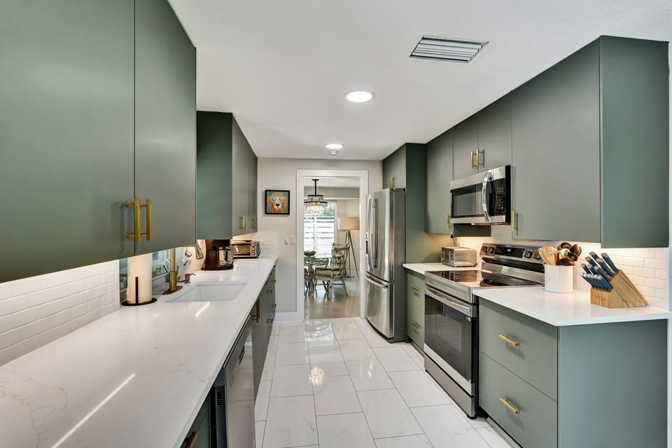 Brand new kitchen equipped with everything you could possibly need