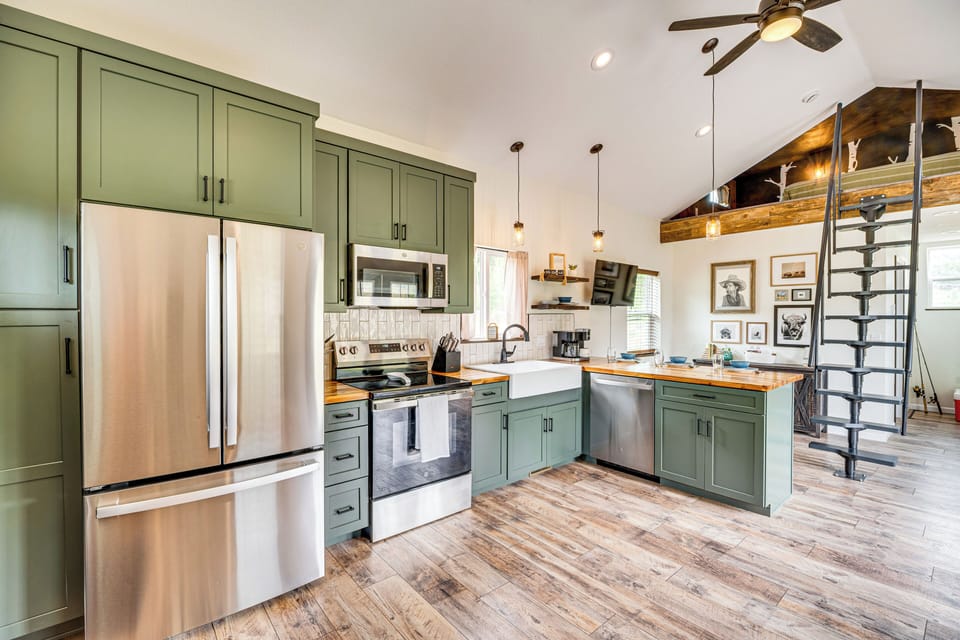 Kitchen | 1st Floor | Cooking Basics | Dual Coffee Maker | Microwave | Toaster