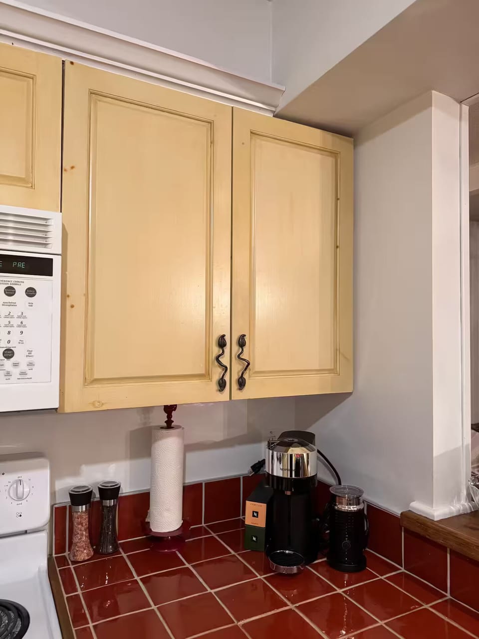 Full kitchen