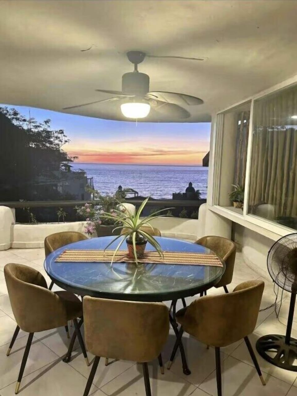 Sunset dining