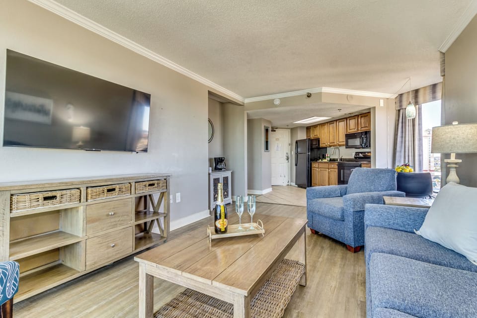 Make memories with your loved ones in our inviting oceanview living room!