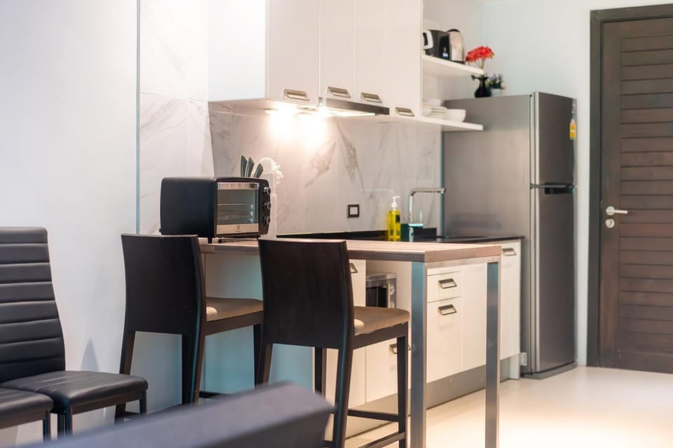 ET619 Patong cozy studio- Condo with pool, parking (15407)