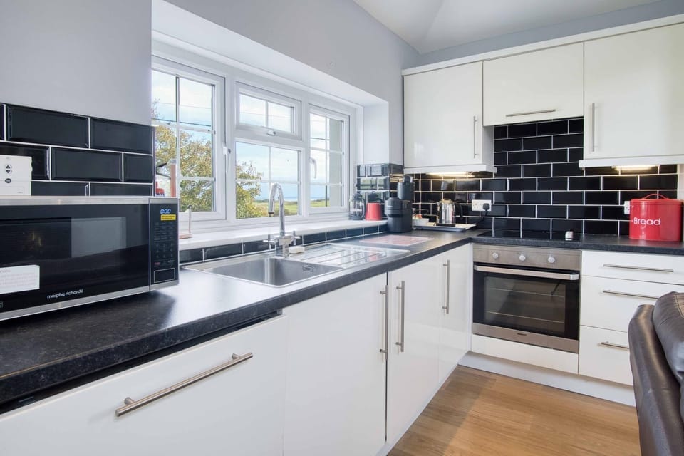 The Granary - 2 Bedroom Apartment - Penally (26814)