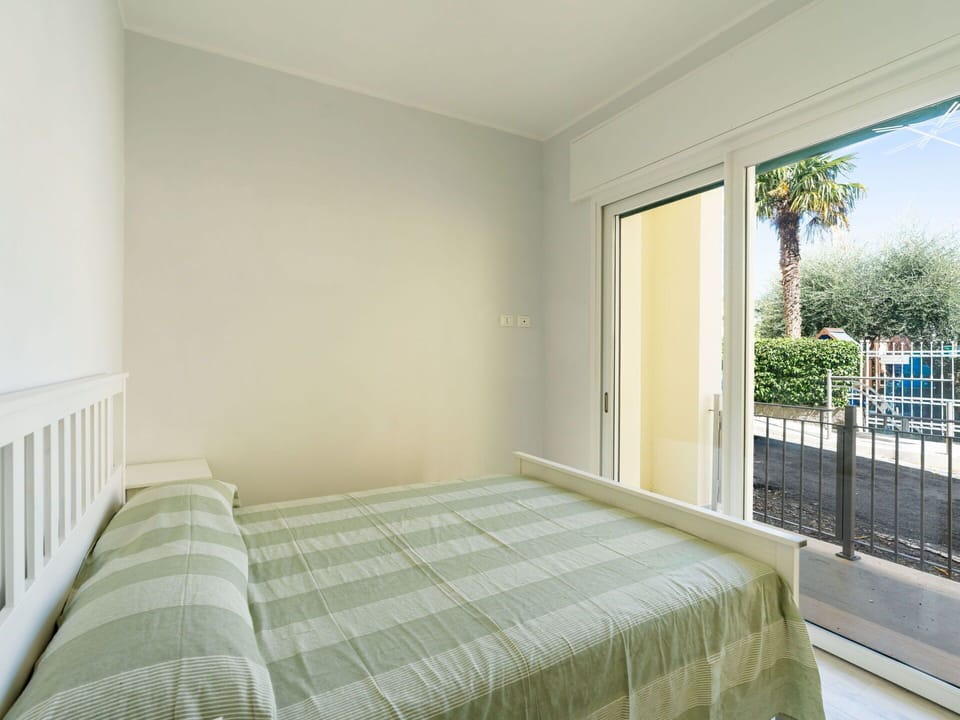 Interior Design, Flooring, Floor, Ceiling, Bed, Bedroom, Apartment, Room, Home, Bed Sheet