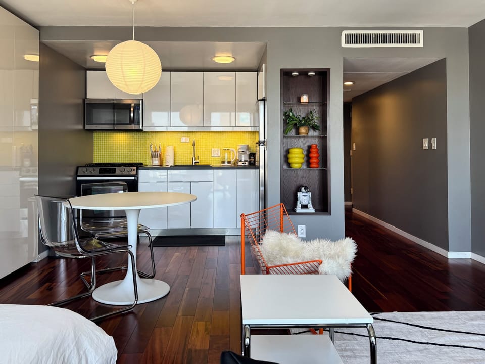 Unit Kitchen and dining area