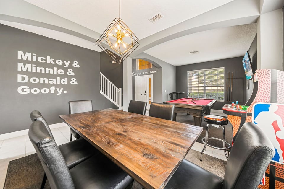 Game & Dining Room